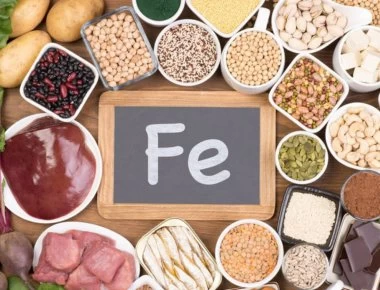 Σίδηρος: Αυτοί είναι οι ιδανικοί συνδυασμοί τροφών για να αυξήσετε την πρόσληψη